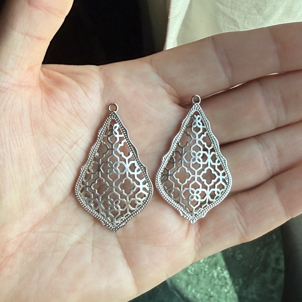 Kendra Scott Silver Addie Filigree Earrings